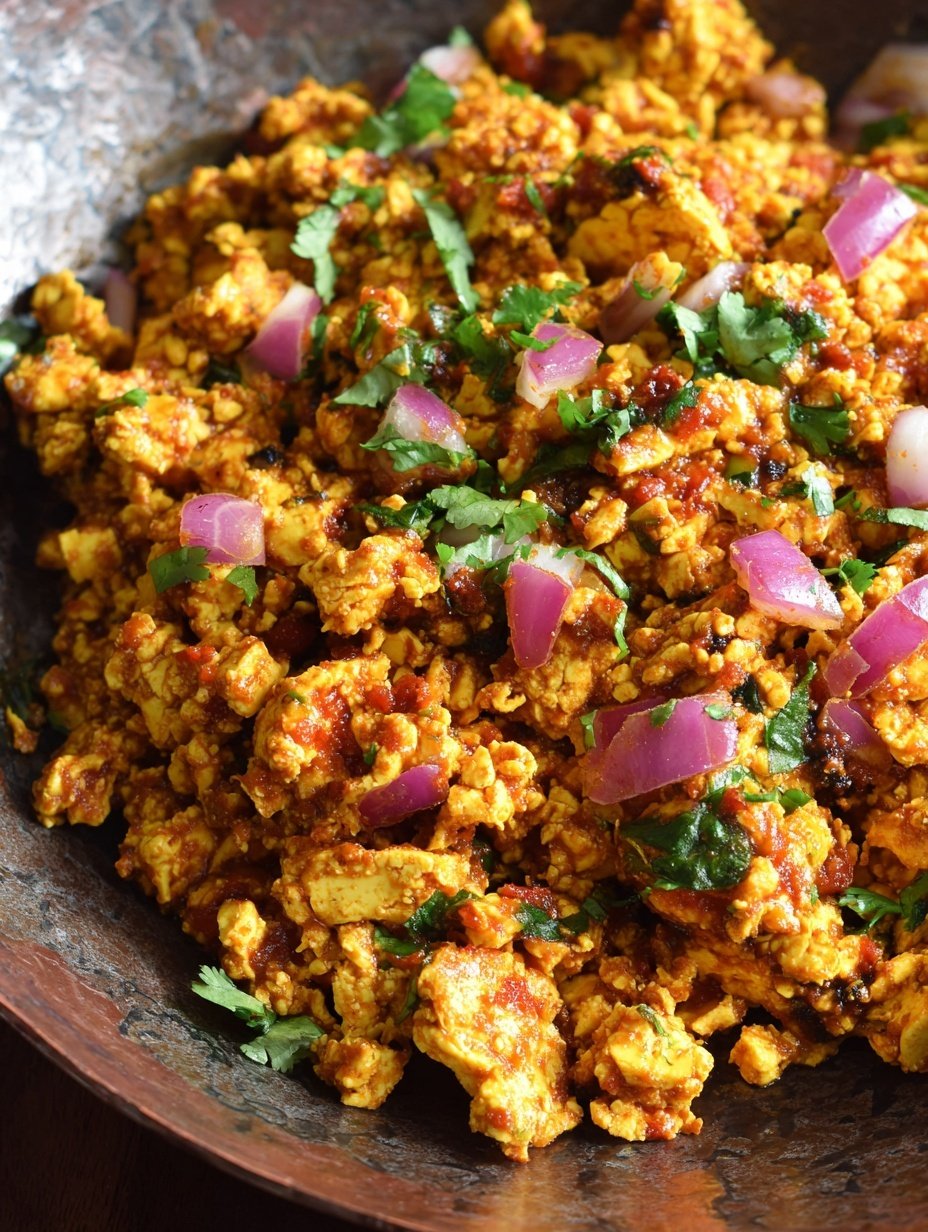 Masaledar Paneer Bhurji ๐๐ง
๐ถ Quick & Tasty Recipe ๐ฅ ingredients