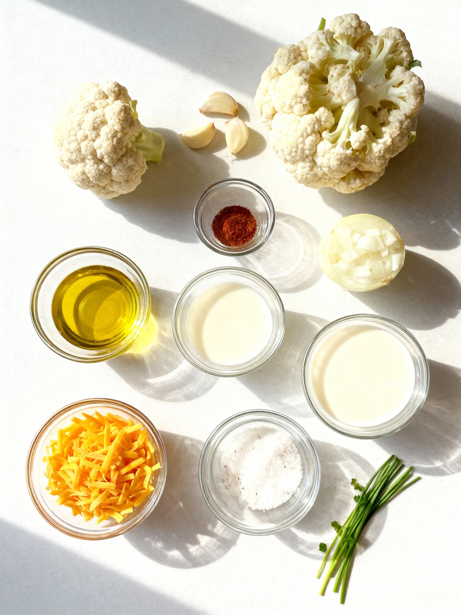 Cheddar Cauliflower Garlic Soup ingredients
