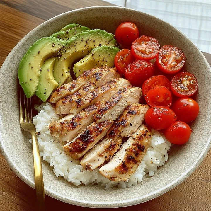 Chicken, Avocado, and Tomato Bowl finished