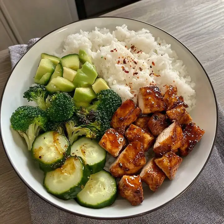 Glazed Chicken Rice Bowl with Broccoli & Cucumber ingredients