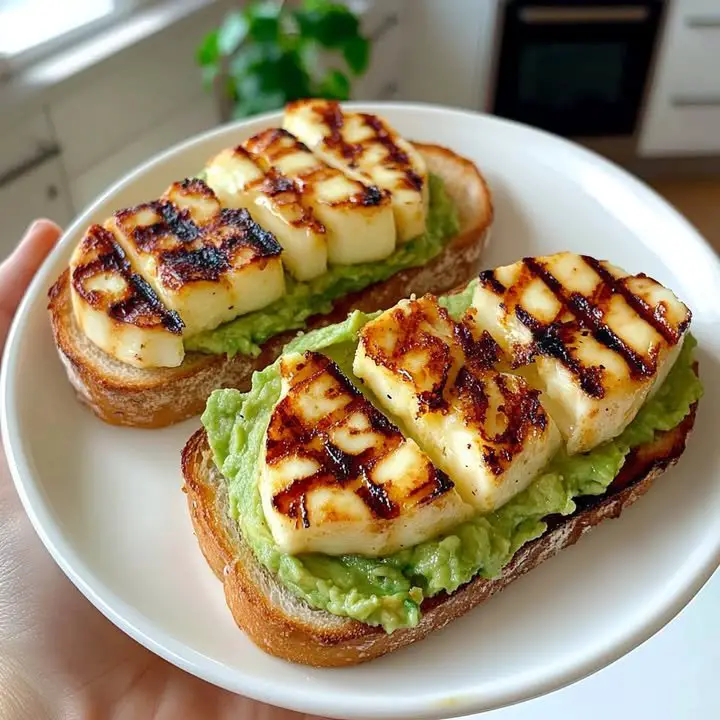 Mouthwatering Halloumi Avocado Toast with a Zesty Twist ingredients