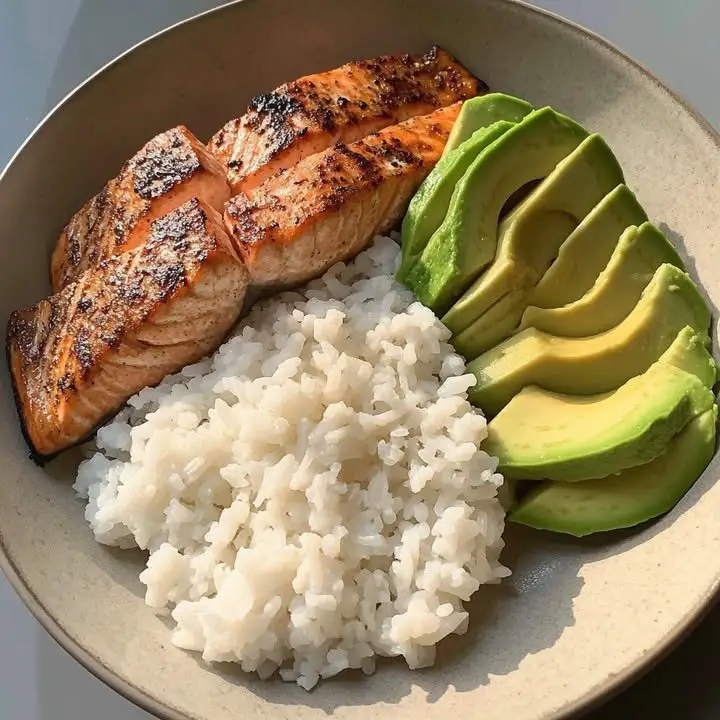 Simple & Heavenly Salmon Bowl with Avocado and Fluffy Rice ingredients